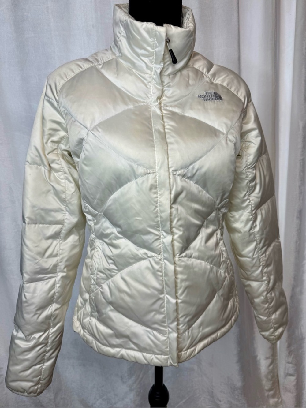 The North Face 550 Goose Down Jacket Women Quilted Puffer Insulated White Size M